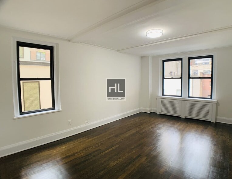 Building Photo - EAST 38 STREET