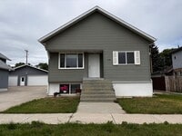 Building Photo - 1008