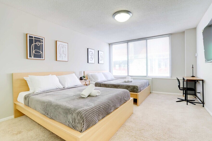 Building Photo - 2111 Richmond Hwy