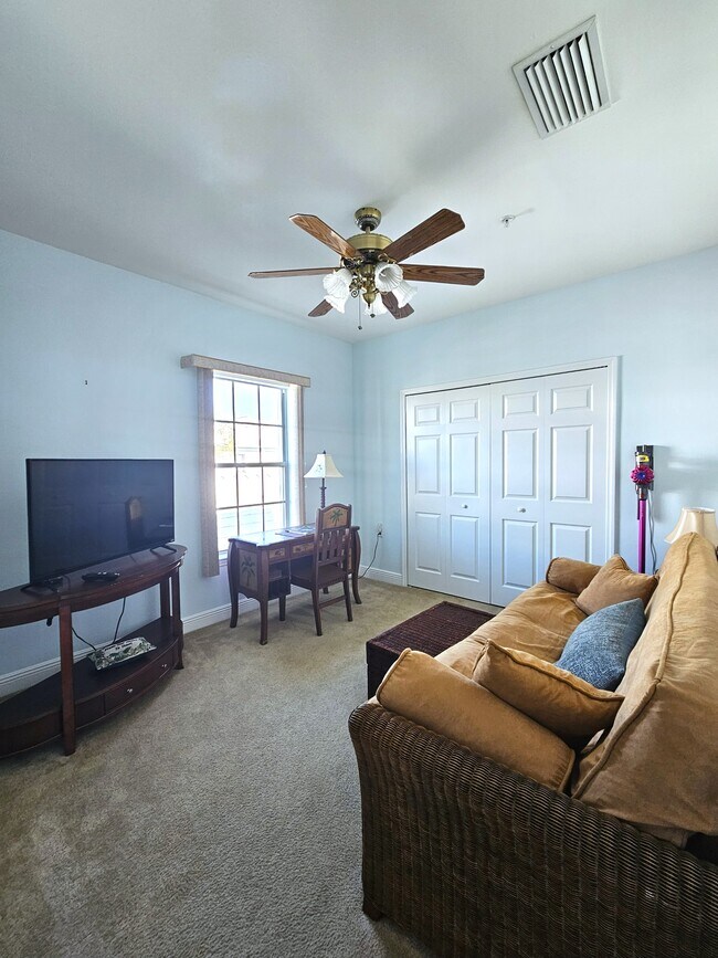 Building Photo - 1405 Sweetwater Cove