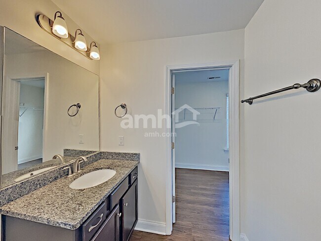 Building Photo - 159 Makenna Dr