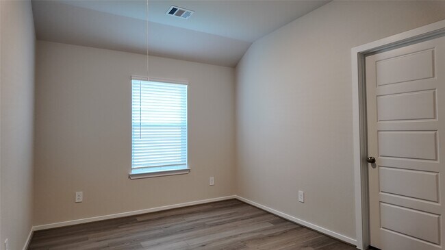 Building Photo - 16241 Parish Pointe Ct