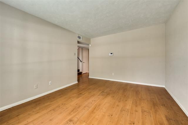 Building Photo - 403 Arborview Dr