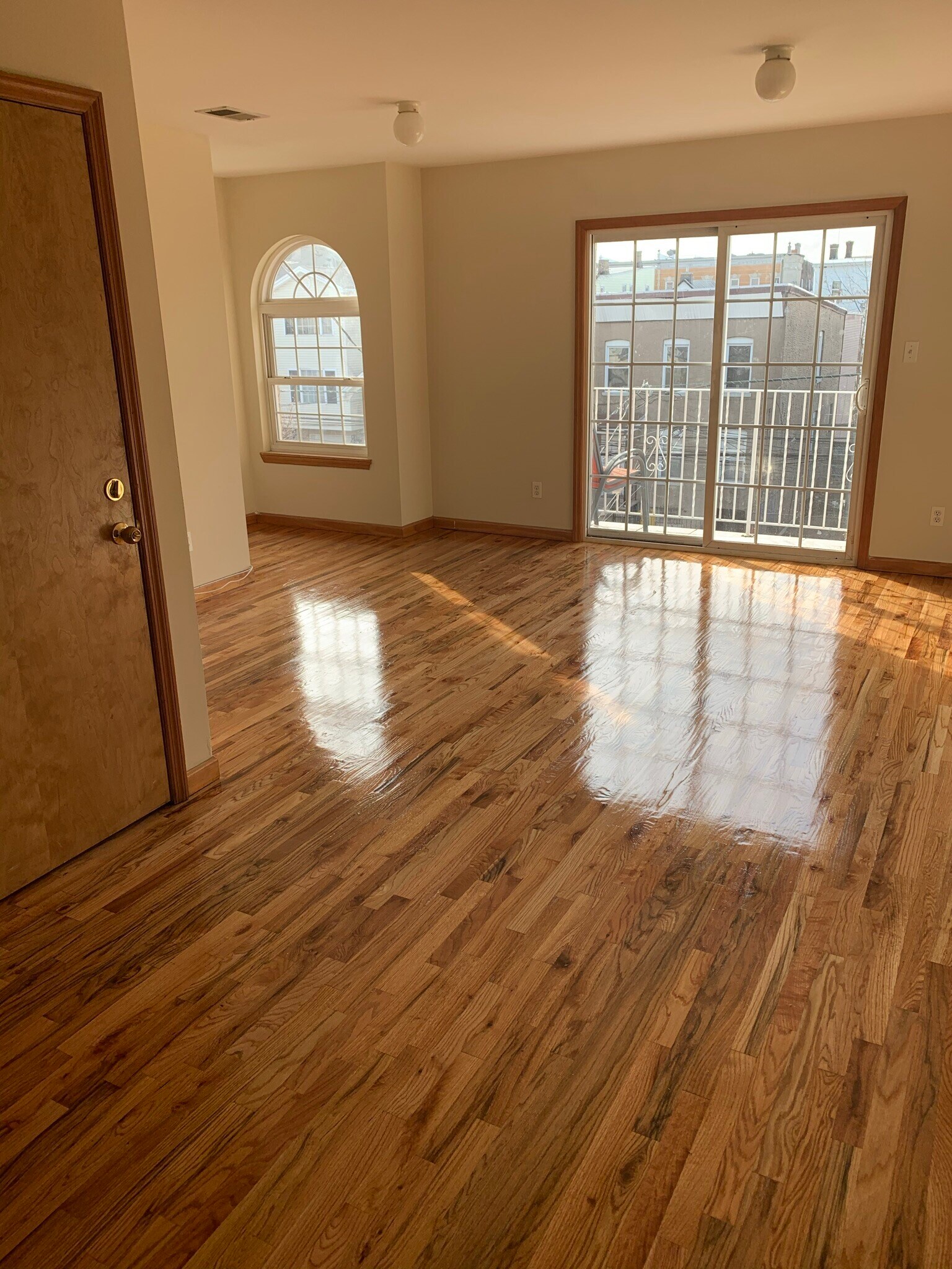 Livingroom - 555 Livingston St