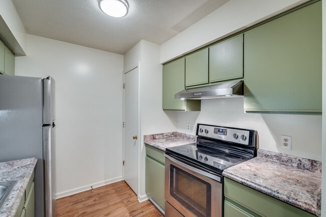 Building Photo - 1116-9 Blue Ridge Drive