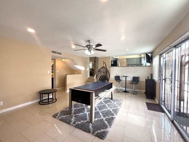 Building Photo - Fully Furnished 4 Bedroom Home! NO HOA! Park up to 6 vehicles! Pool and Spa! Close to Spring Moun...