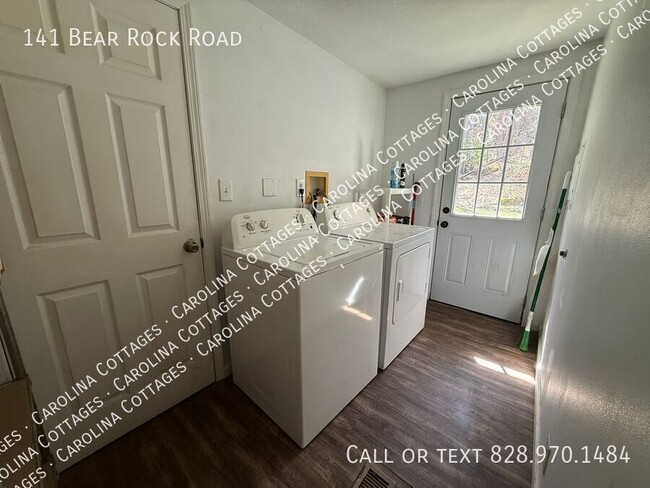 Building Photo - 141 Bear Rock Rd