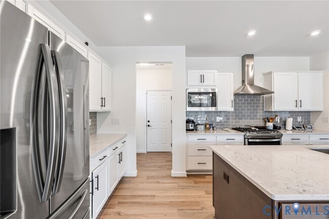 Building Photo - 10702 Skippers St