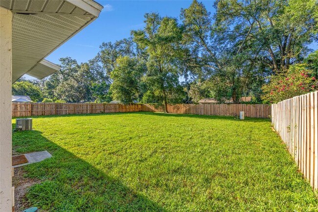 Building Photo - 5484 NW 63rd Pl