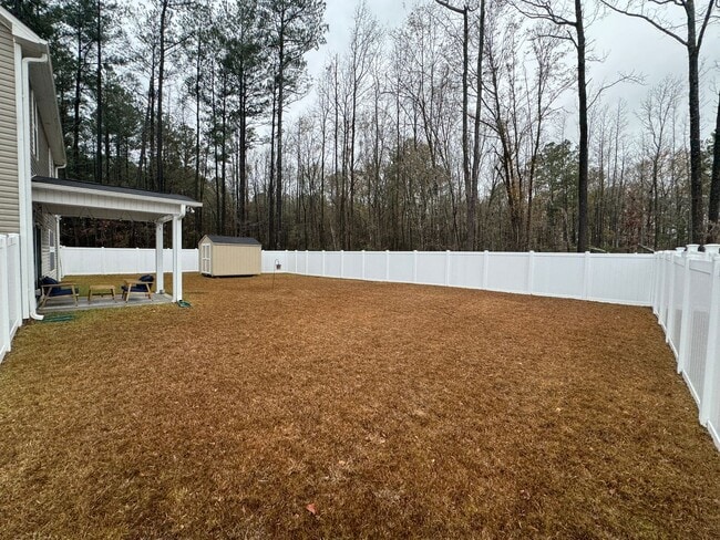 Building Photo - Rental - LIKE NEW!!!!  Absolutely Beautifu...