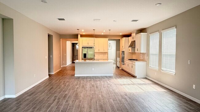 Building Photo - 5911 Fieldmoor Ct