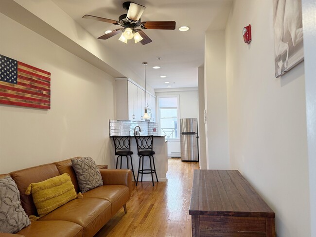 Building Photo - 358 3rd St