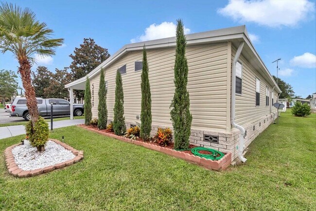Building Photo - 5839 SW 59th St