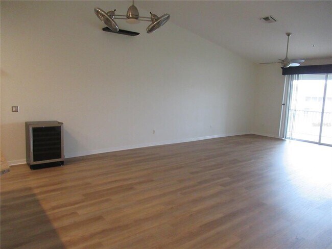Building Photo - 8727 Karpeal Dr