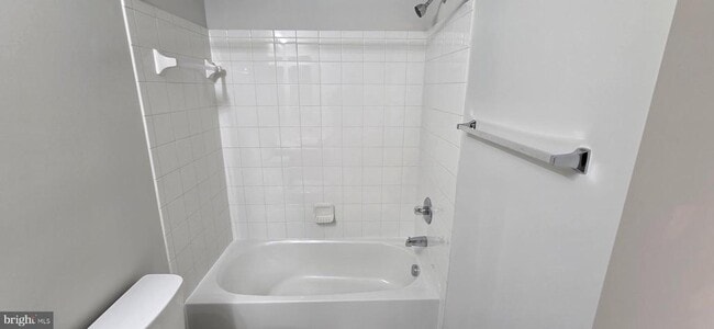 Building Photo - 41836 Diabase Square