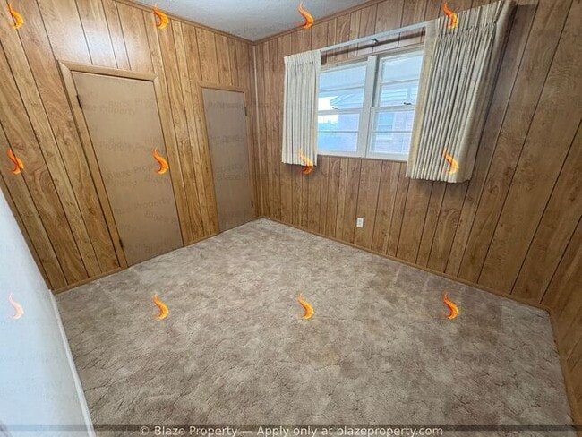 Building Photo - 4 bedroom 2 bathroom home in Lawndale read...