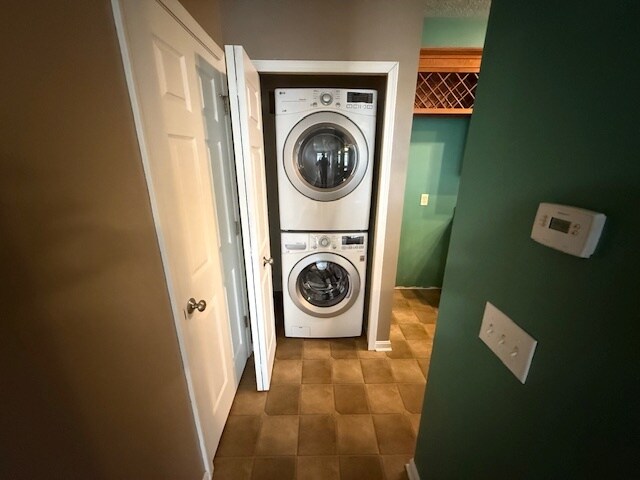 Building Photo - 1210 Chapman Ln