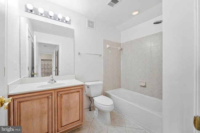 Building Photo - 7720 Spoleto Ln