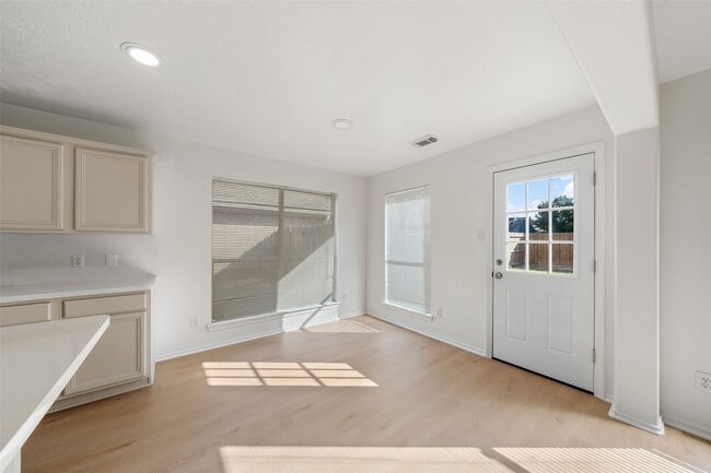 Building Photo - 6734 Atasca Creek Dr