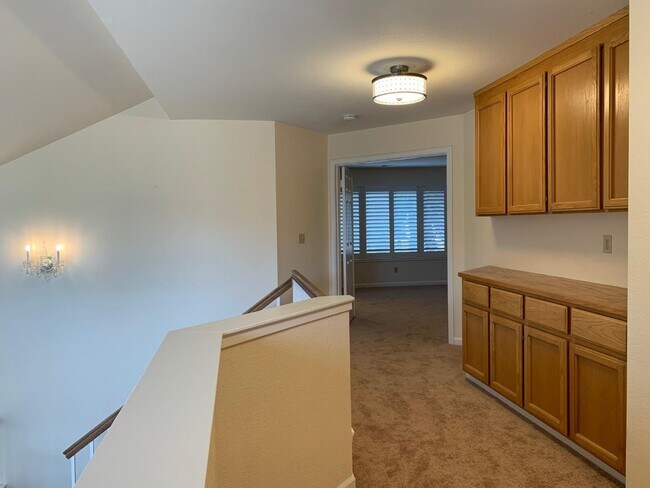 Building Photo - 18380 Murphy Springs Dr