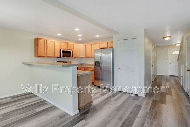 Building Photo - 4422 Remington Pl NE
