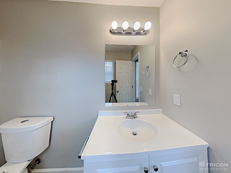 Building Photo - 1078 Bridle Creek Dr