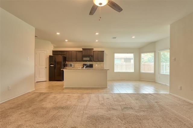 Building Photo - 744 Walls Blvd