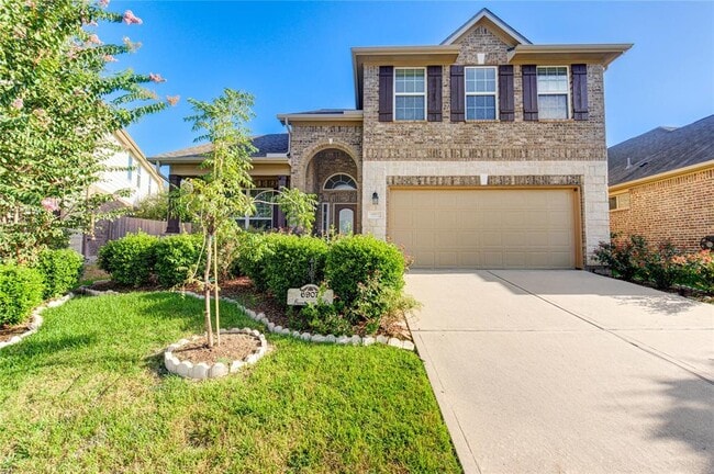 Building Photo - 6907 Stevenson Dr