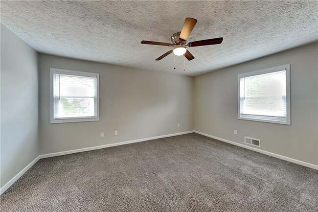 Building Photo - 2957 Forest Chase Terrace NE