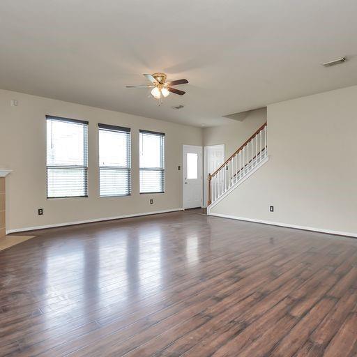 Building Photo - 2723 Oak Ridge Park Dr
