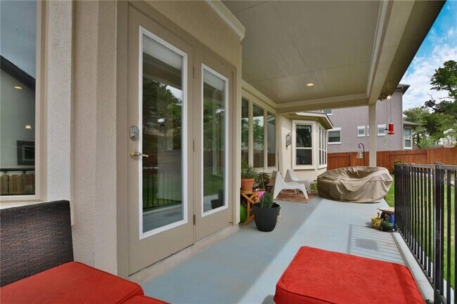 Building Photo - 15609 Cabrillo Way