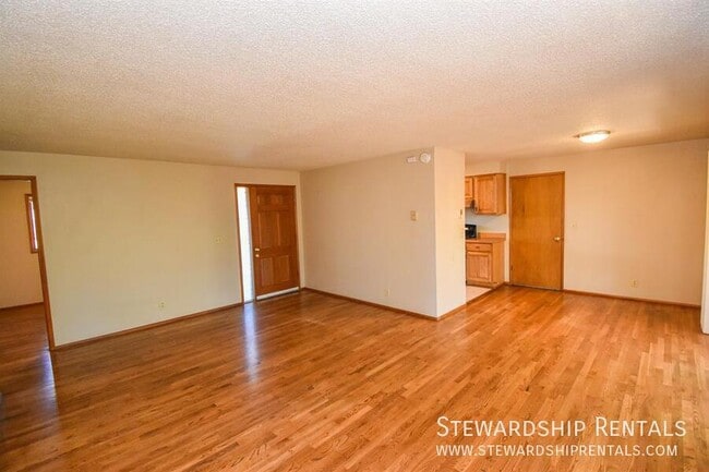 Building Photo - 1183 Skipper Ave