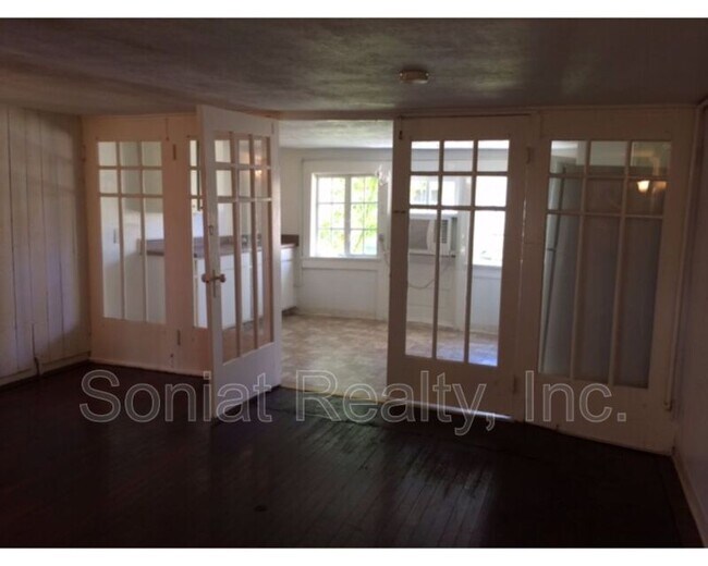 7 Allard Blvd 7 Allard Blvd New Orleans LA 70119 Apartment Finder