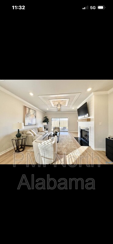 Building Photo - 204 Cobbdale Park Dr