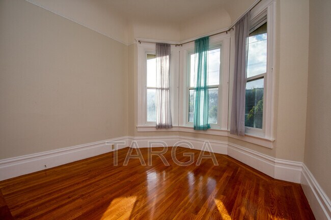 Building Photo - 1187 Sanchez Street