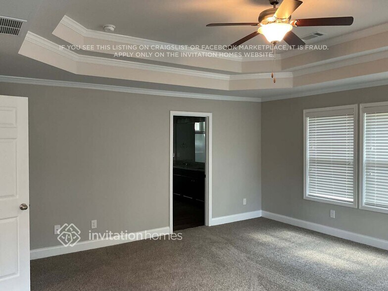 Building Photo - 225 Sage Dr