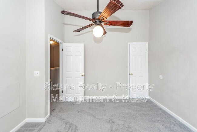 Building Photo - 149 Pine Shadow Dr