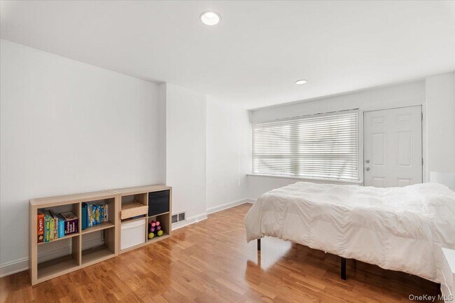 Building Photo - 6A Dickel Rd