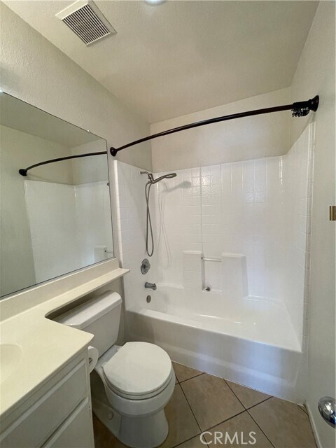 Building Photo - 27808 Pebble Ct
