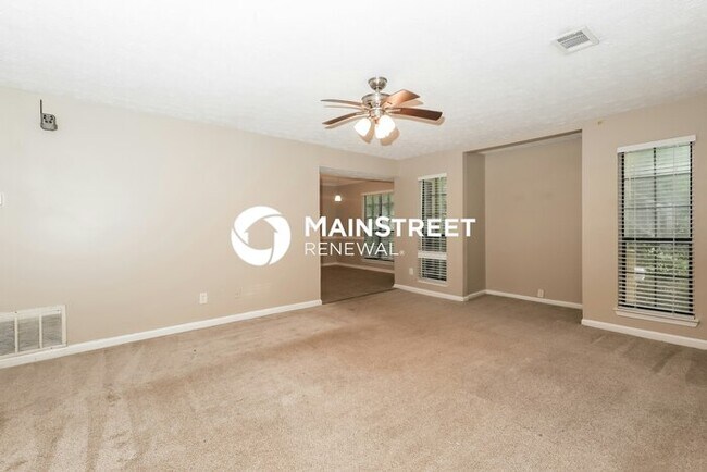Building Photo - 3 Bedroom Pet-Friendly Home in Jonesboro, GA with Main Street Renewal