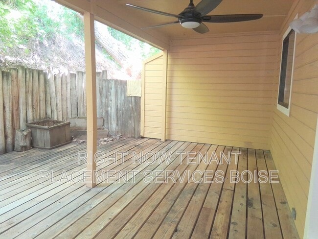 Building Photo - 1760 Woodbridge Ln