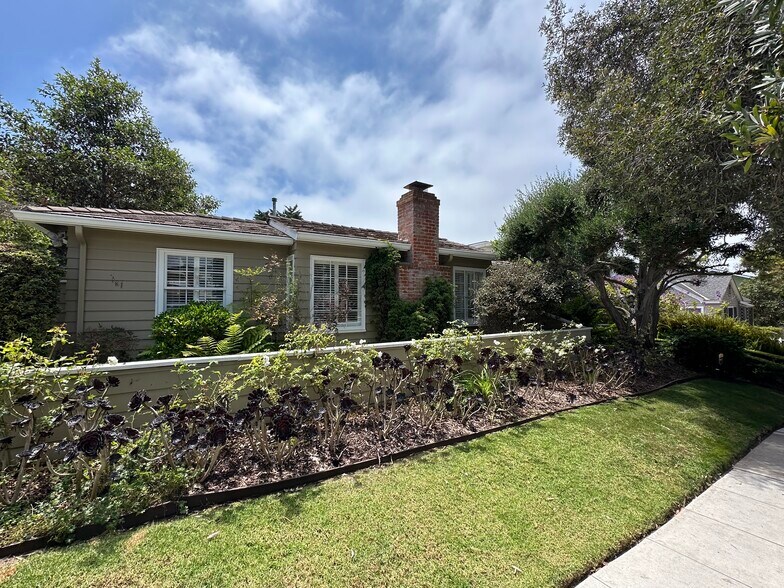 street view - 1127 Virginia Way