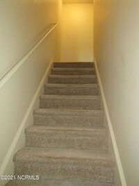 Building Photo - 2 BR 1.5 BA In Boyington Place