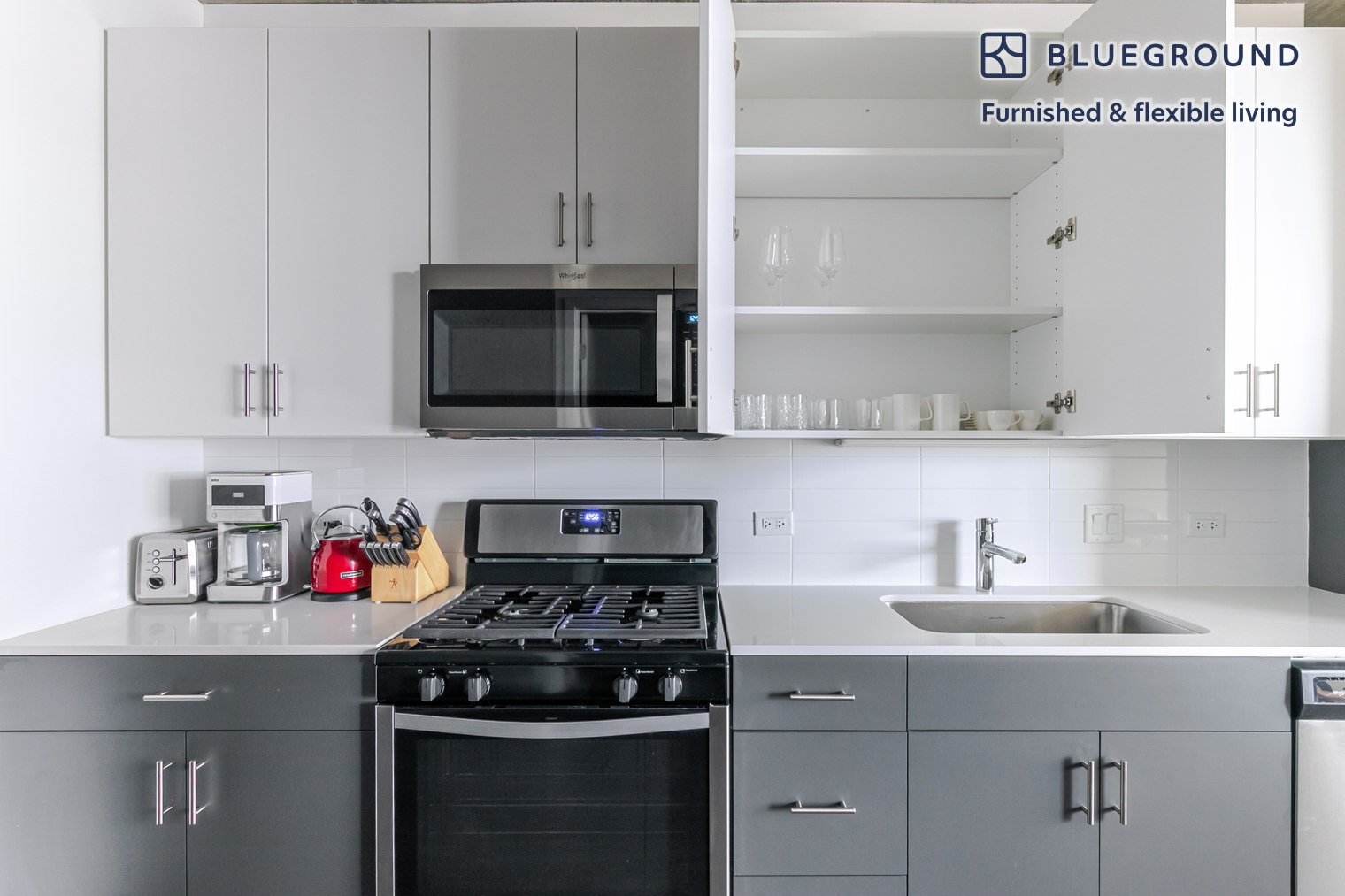 Building Photo - 60 E Randolph St