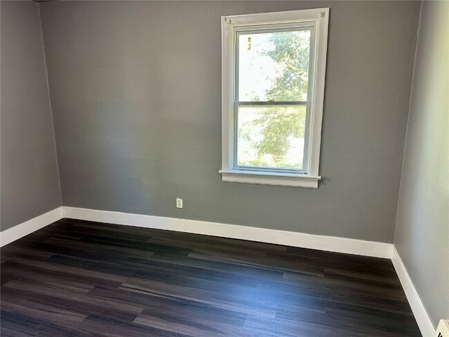 Building Photo - 7121 Lamont Dr