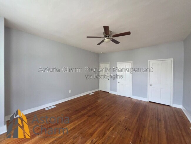 Building Photo - 607 E 41st St