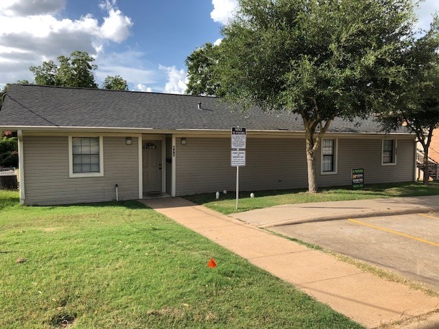 Front of house - 804 W 2nd St