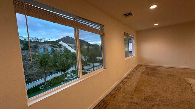 Building Photo - 24814 Woodley Cir