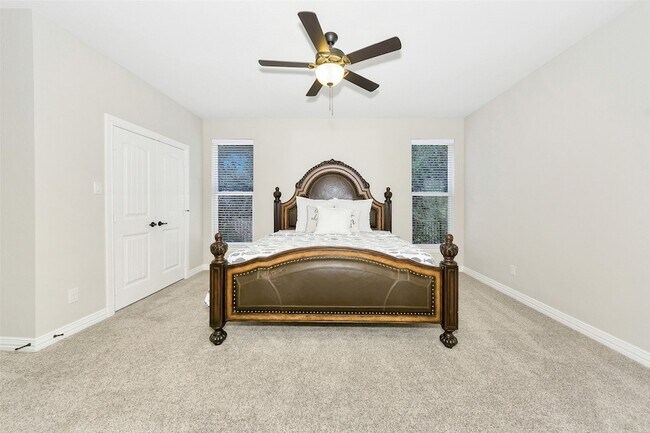 Building Photo - 185 Oyster Bay Ct