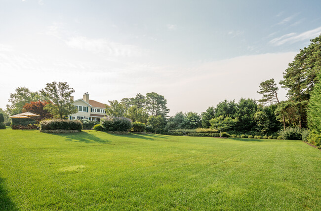 Building Photo - 36 Parrish Pond Ln